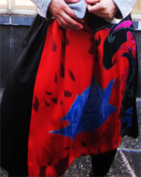 012　BLUE ROSES PLEATED SKIRT