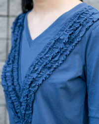 043　V-NECK FRILLED DECORATION T-SHIRT #2
