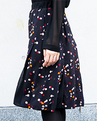 045　RED MOON DOTS TRUMPET SKIRT