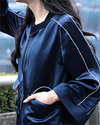 050　BELL SLEEVES SATIN JUMPER